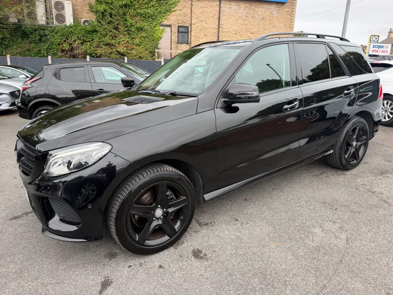 Mercedes-Benz Gle view 5