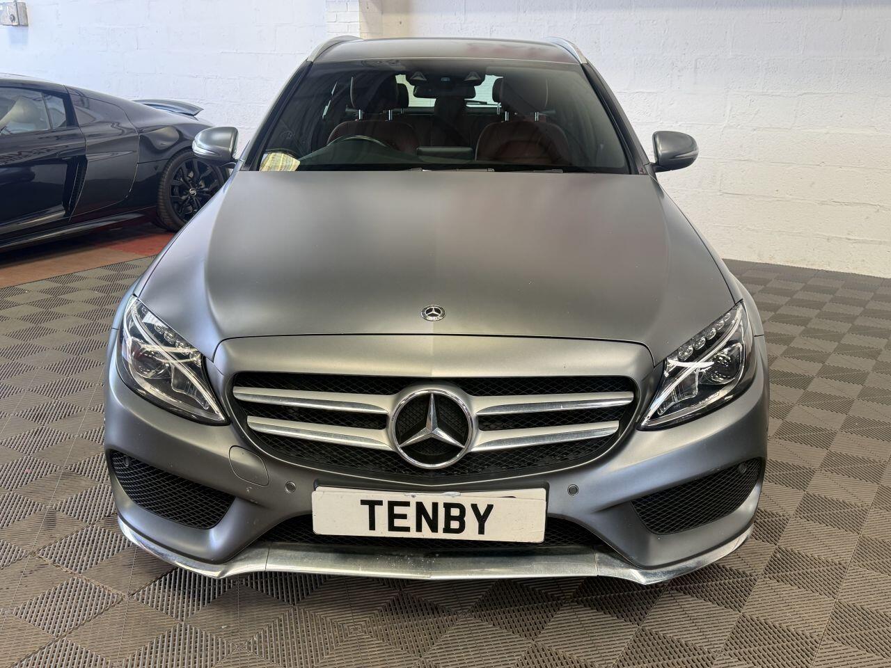 Mercedes-Benz C Class view 3