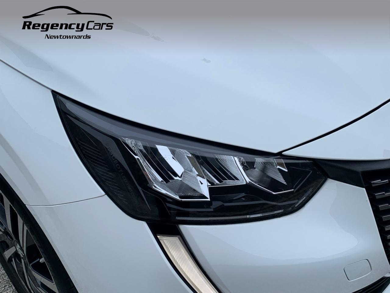 Peugeot 208 view 42