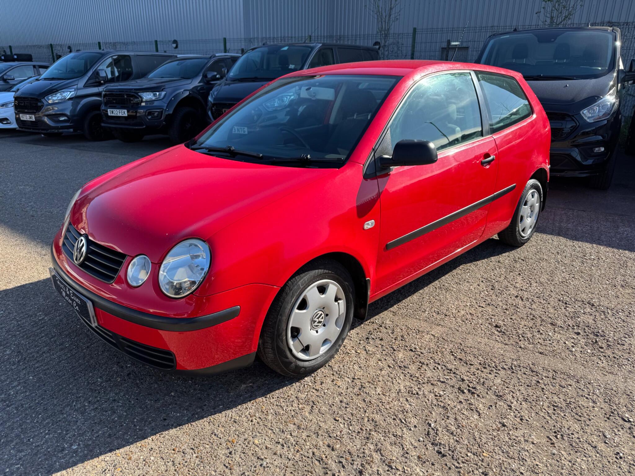 Volkswagen Polo view 4