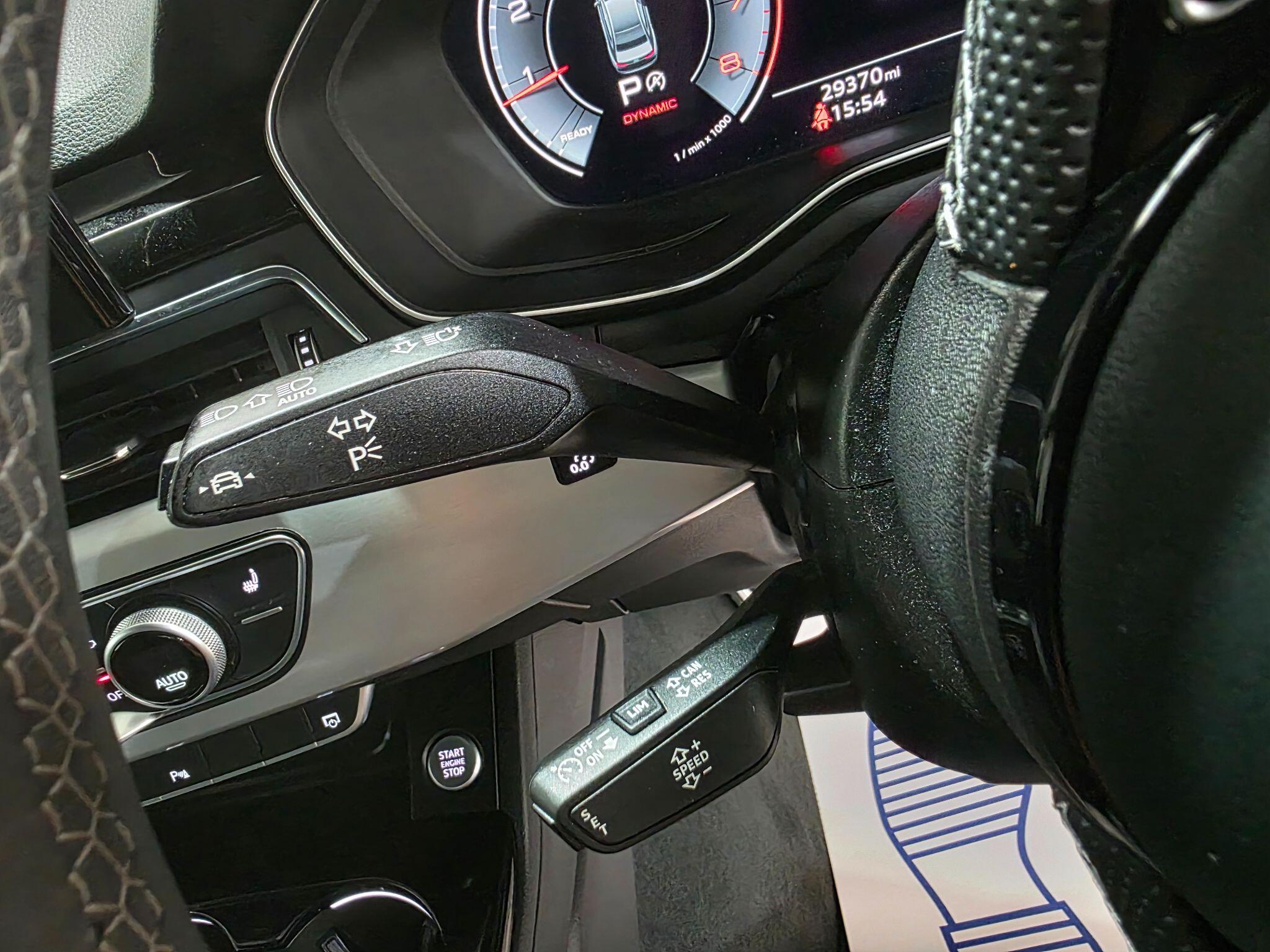 Audi A4 view 23