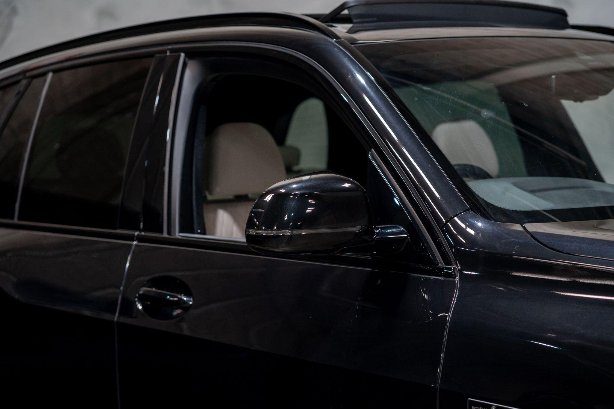 BMW X5 view 41