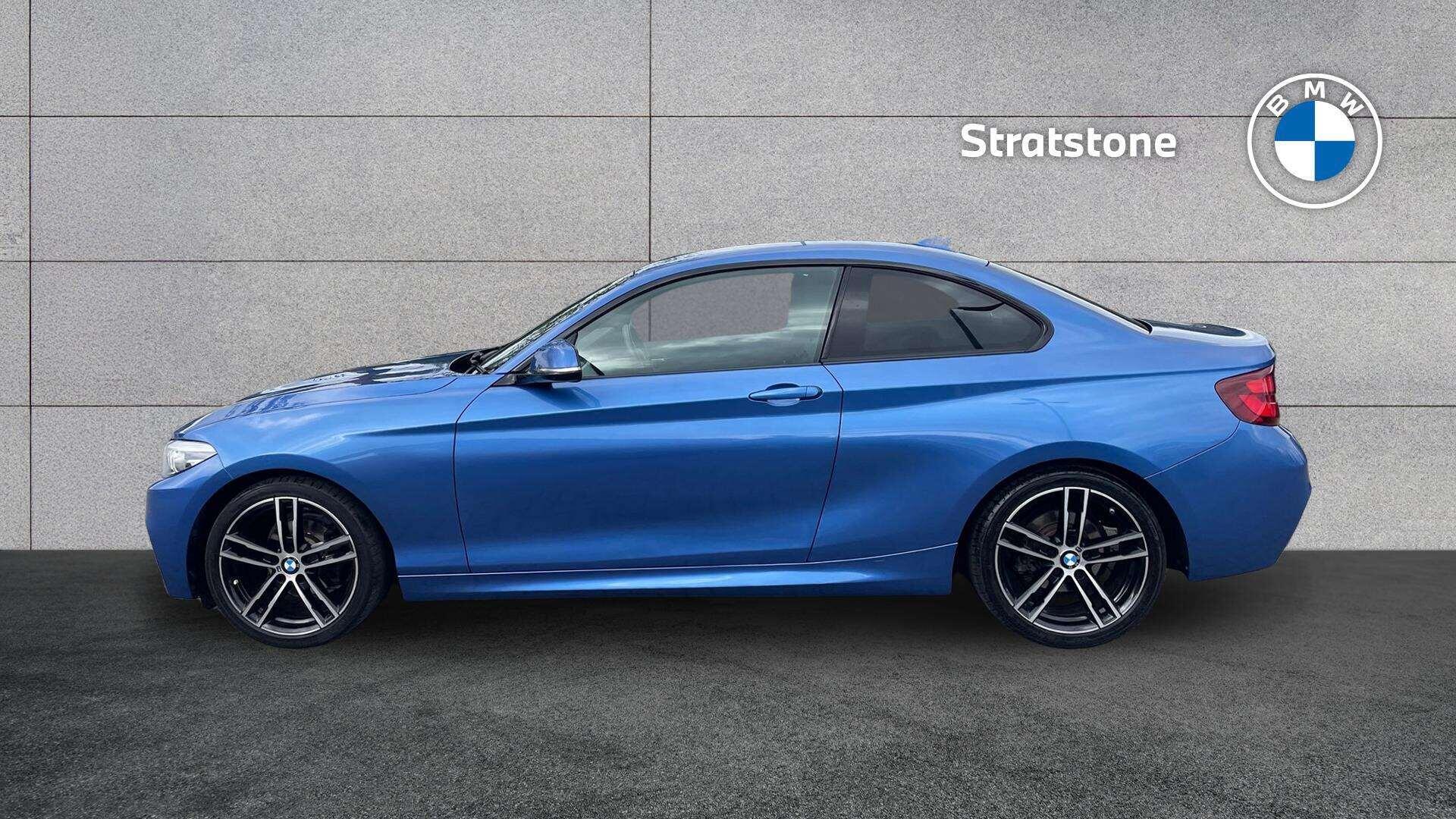 BMW 2 Series view 4
