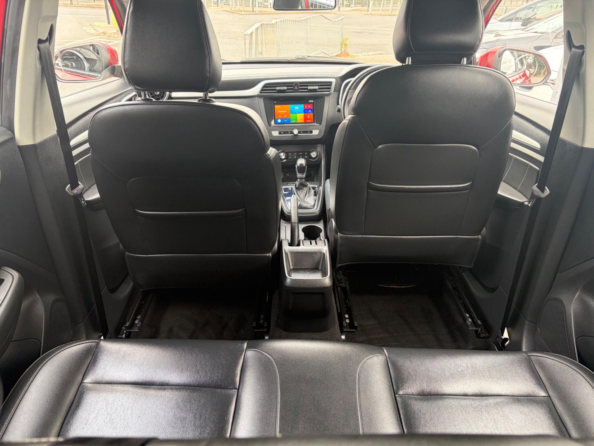 MG ZS view 72