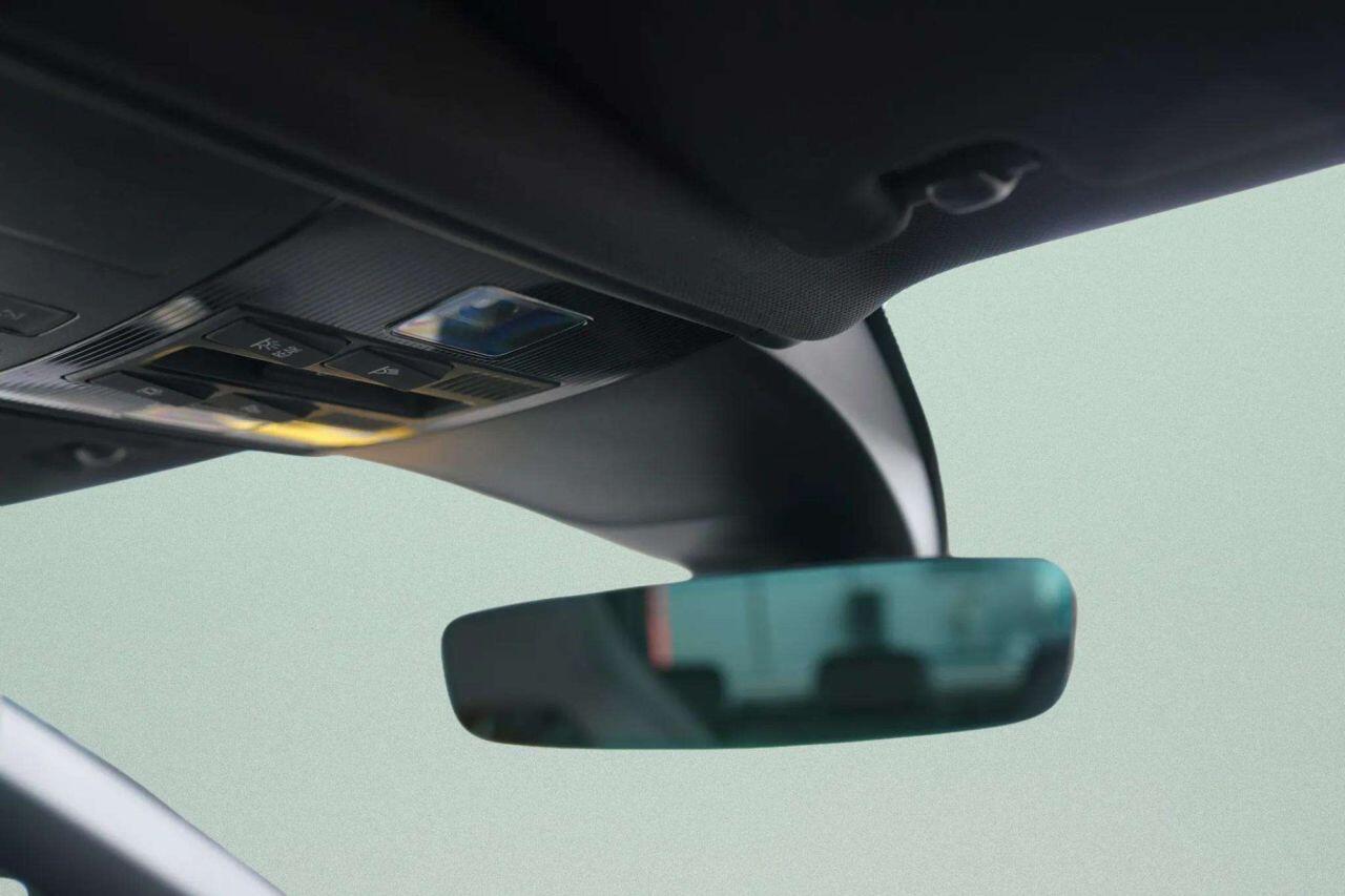 Volkswagen Tiguan view 45