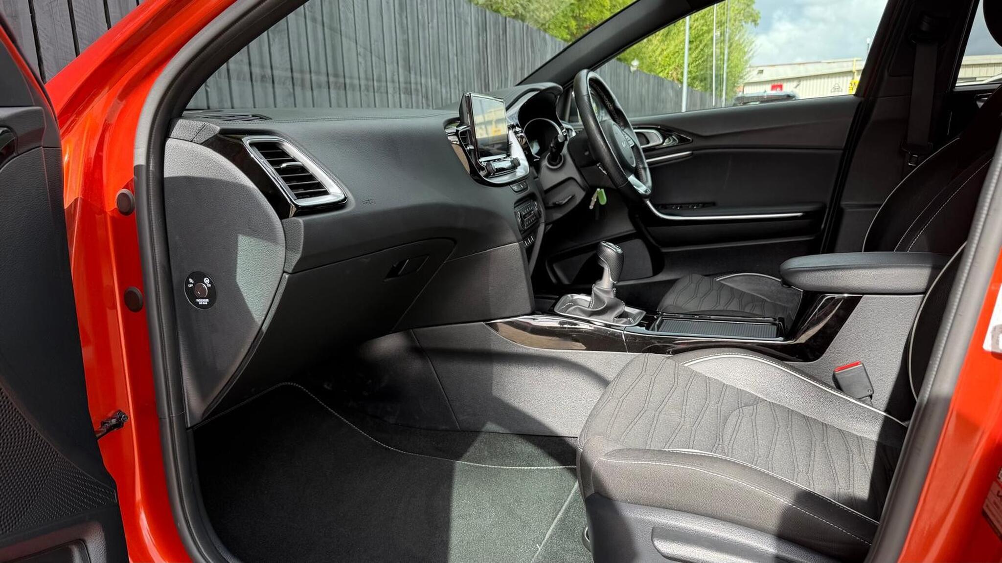 Kia Ceed view 24