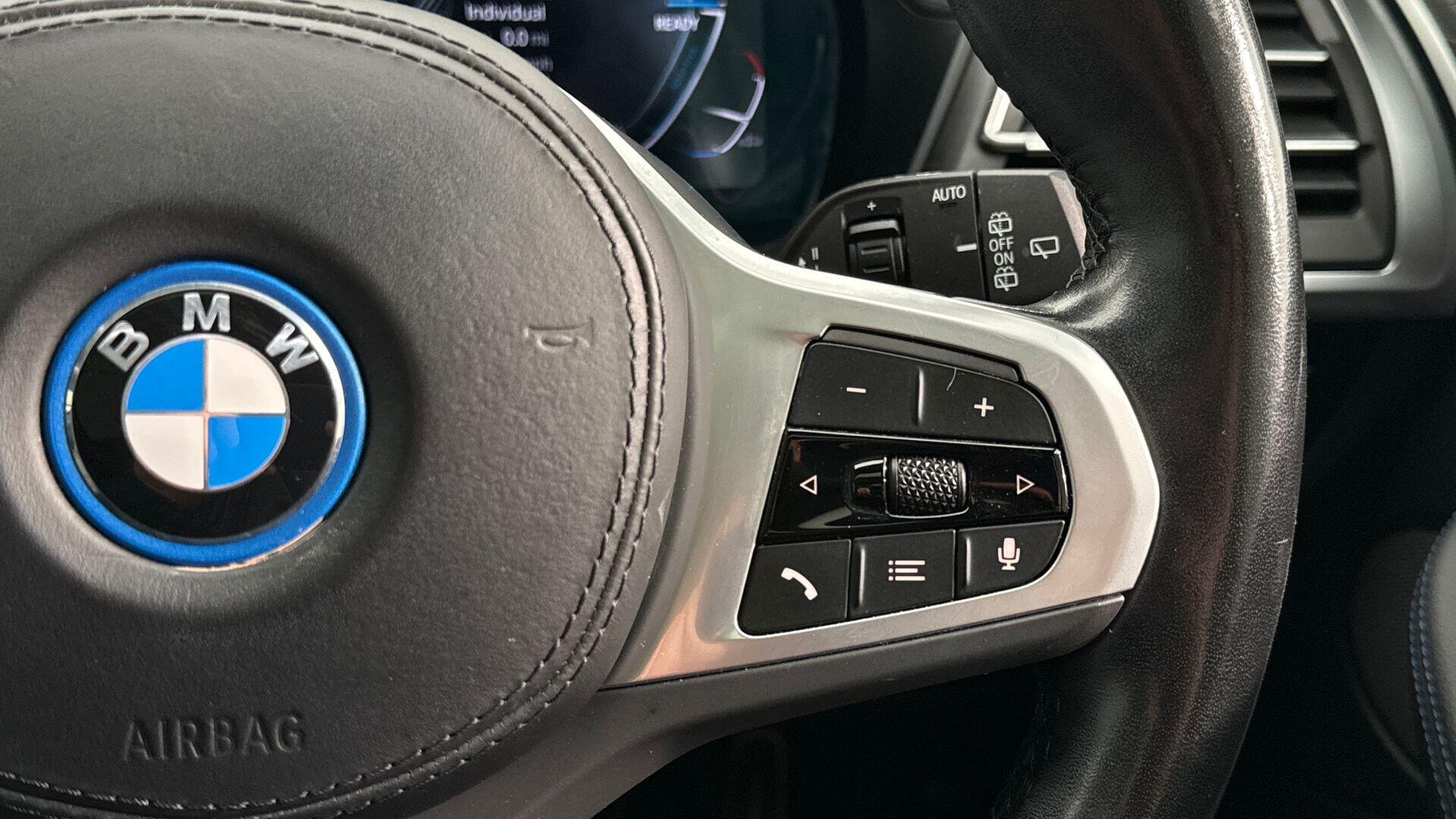 BMW iX3 view 19