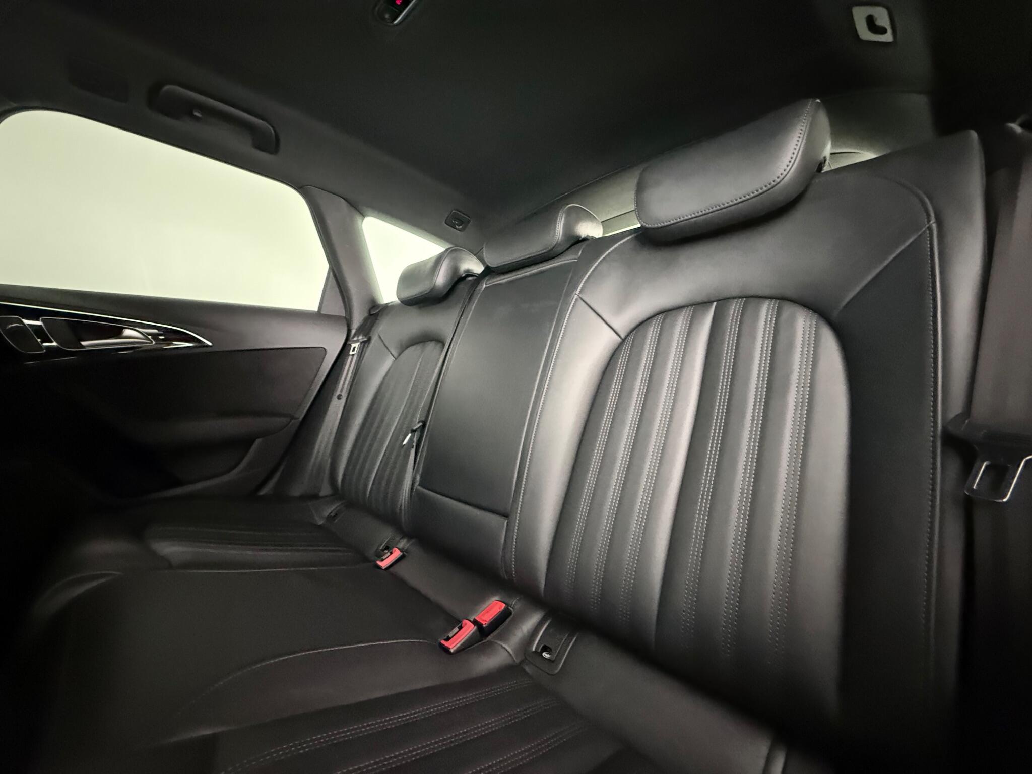 Audi A6 view 34