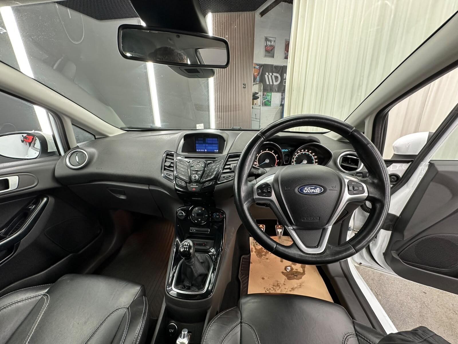 Ford Fiesta view 30