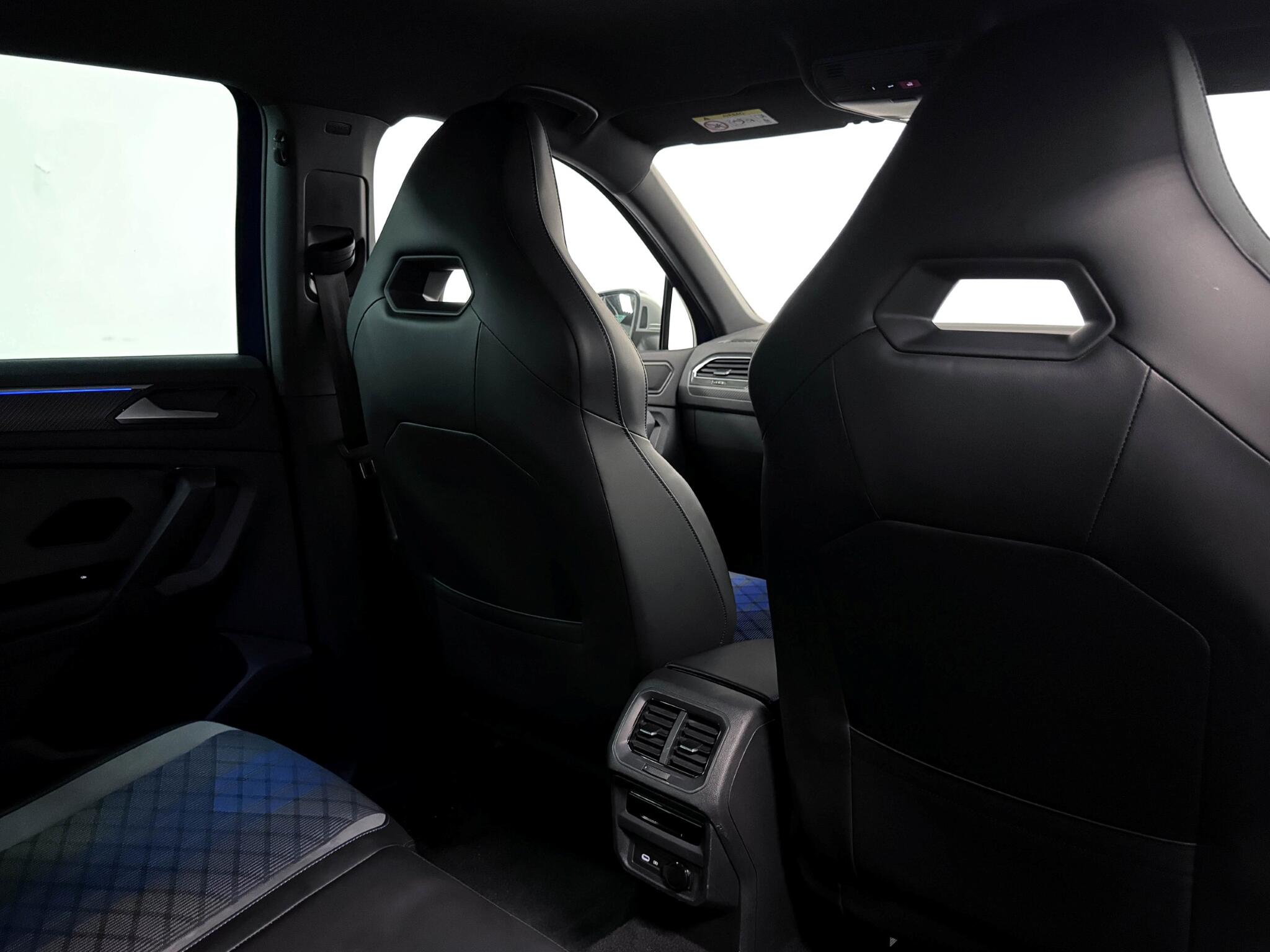 Volkswagen Tiguan view 11