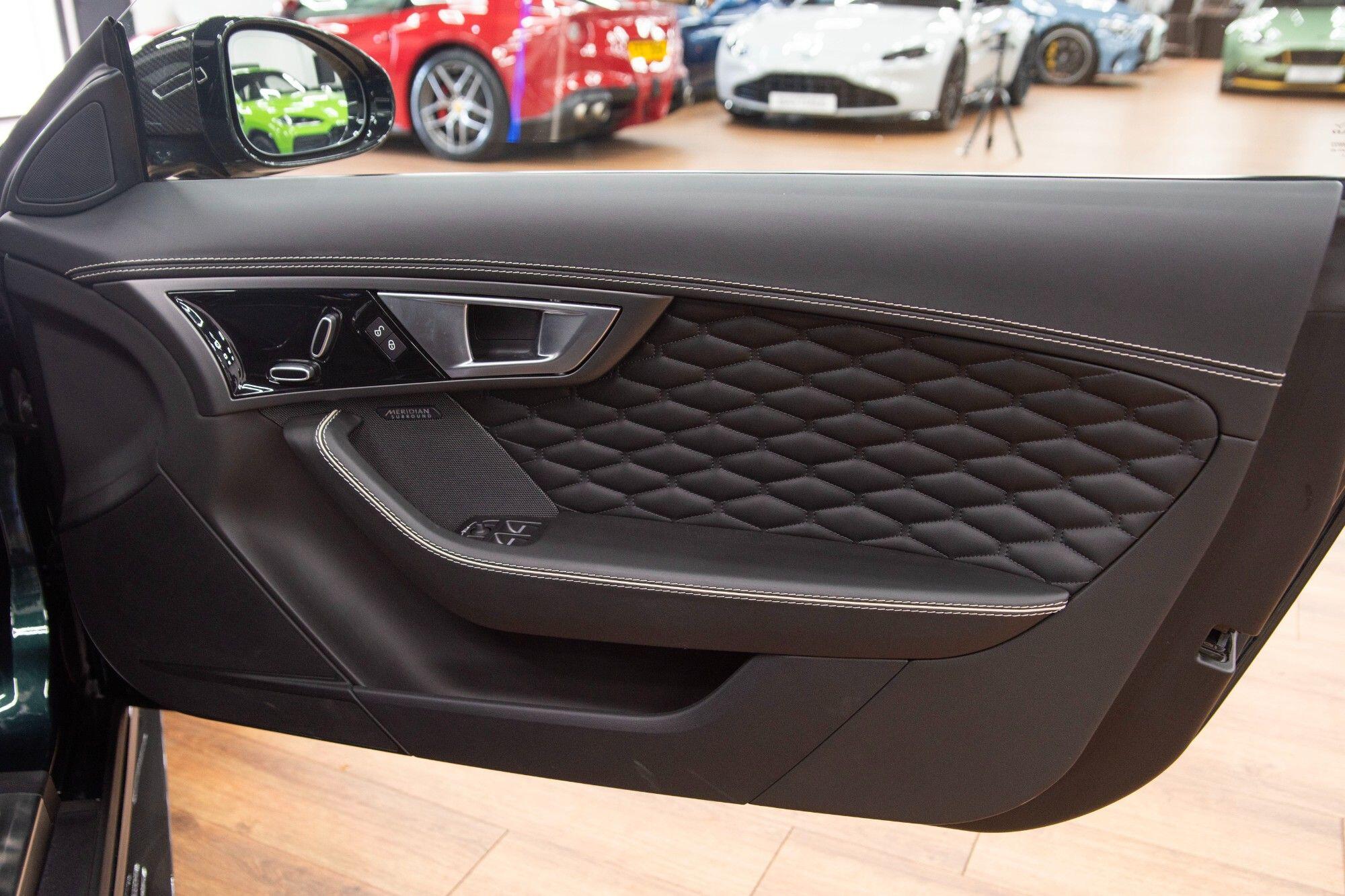 Jaguar F-Type view 38
