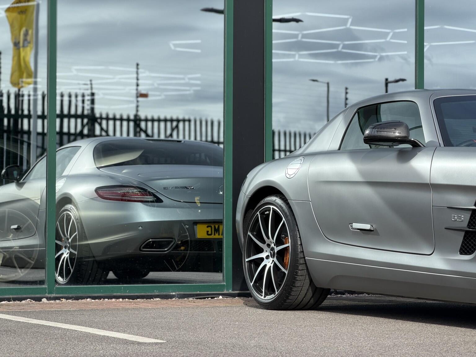 Mercedes-Benz Amg GT view 24