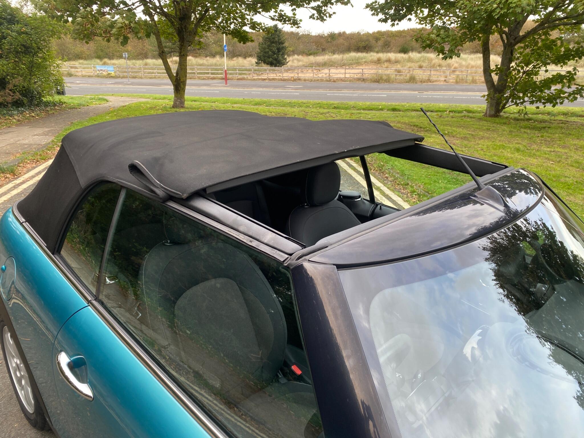 MINI Convertible 1.5 Cooper Euro 6 (s/s) 2dr