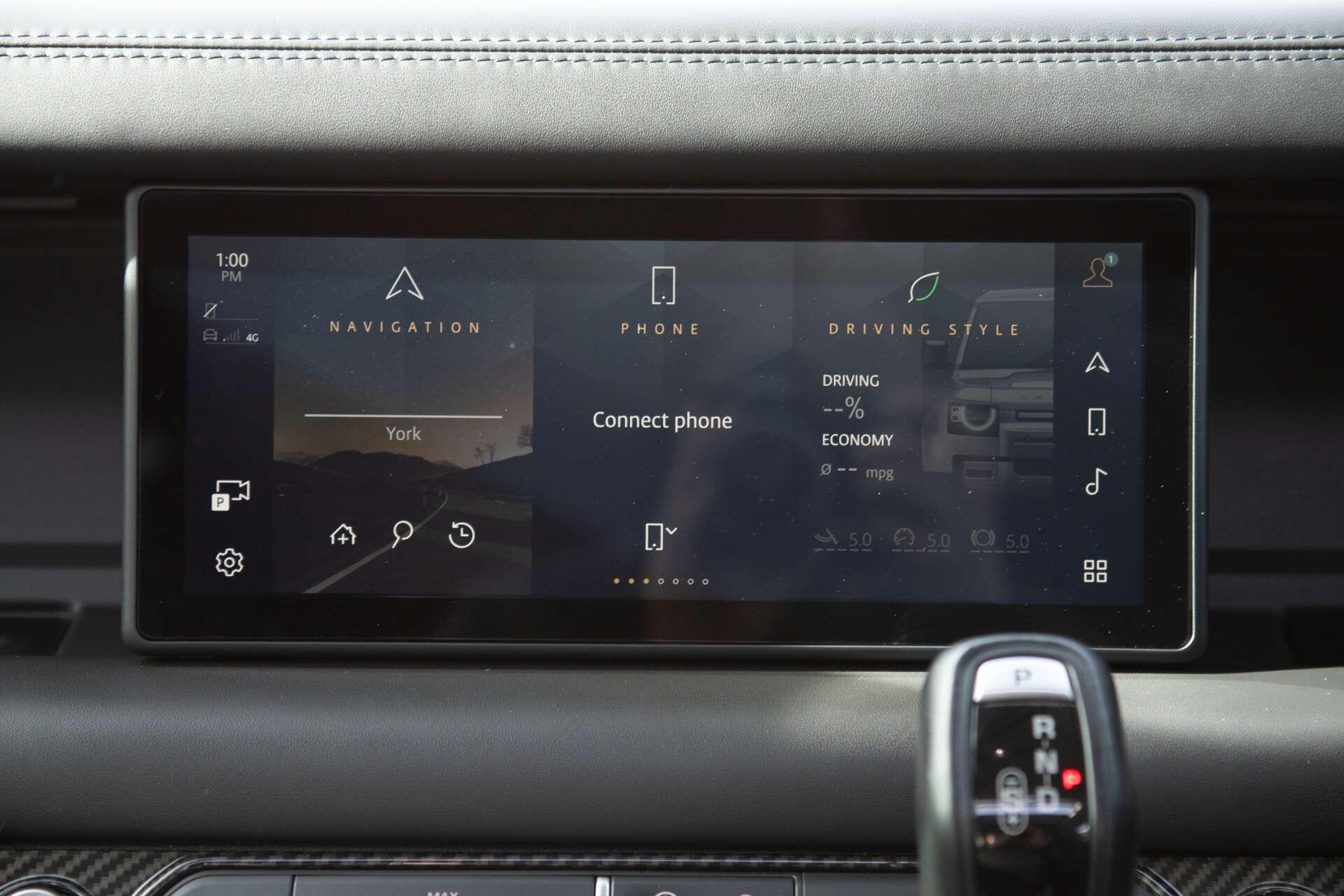Land Rover Defender view 65