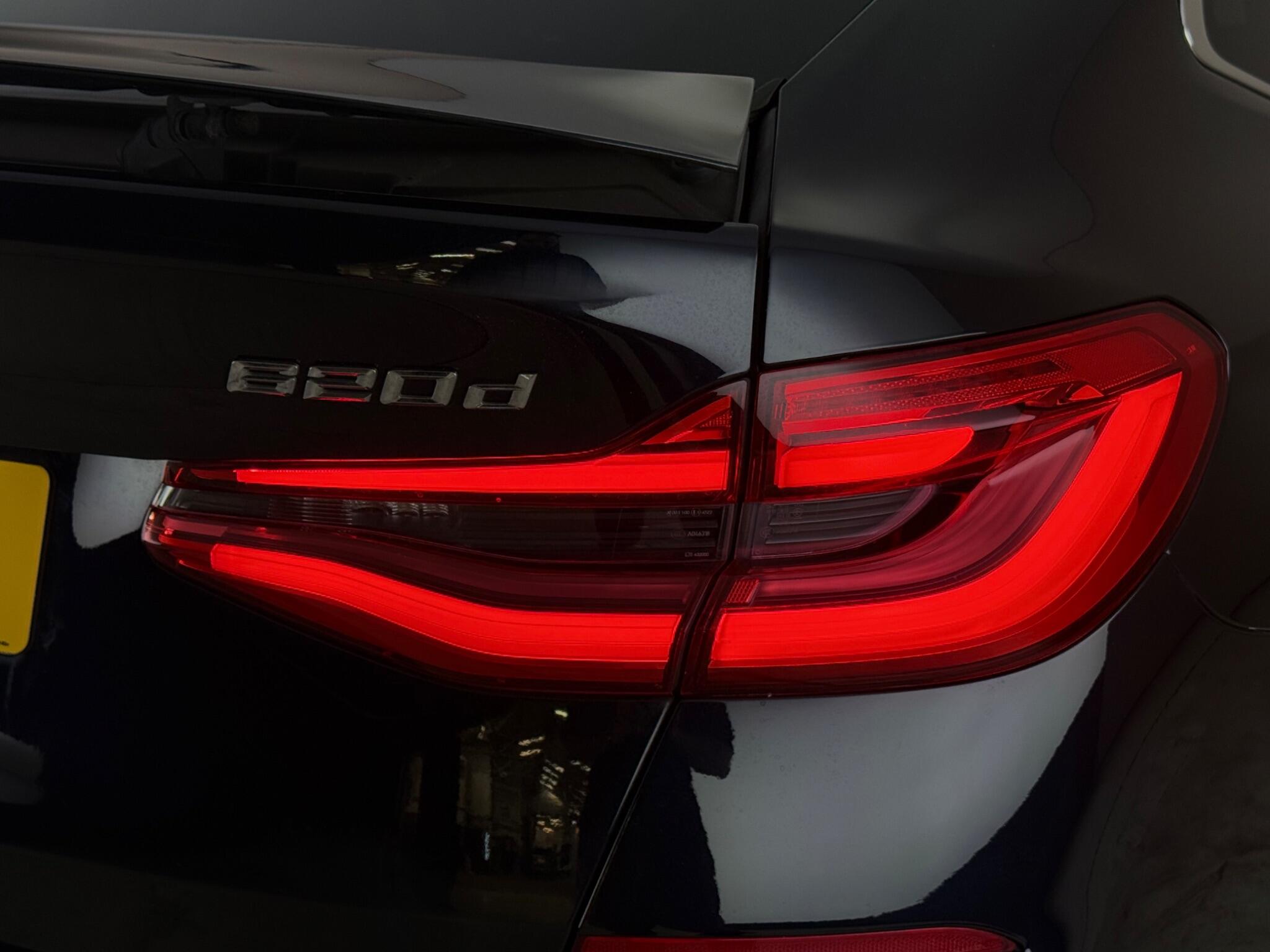 BMW 6 Series view 13