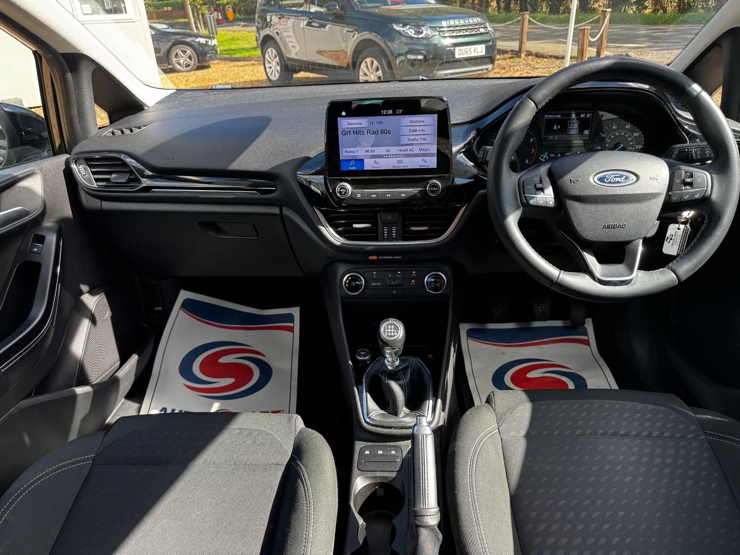 Ford Fiesta view 14