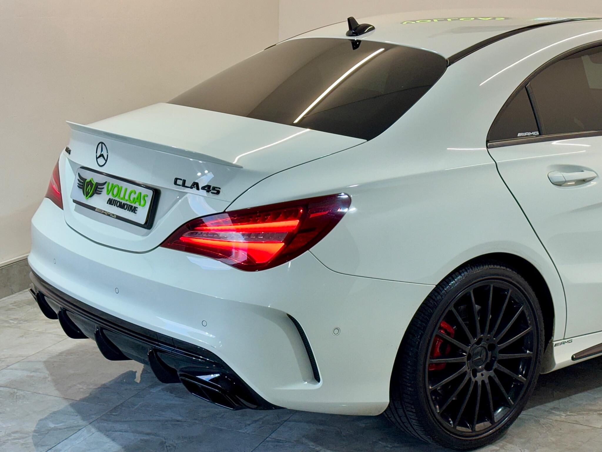 Mercedes-Benz Cla view 54
