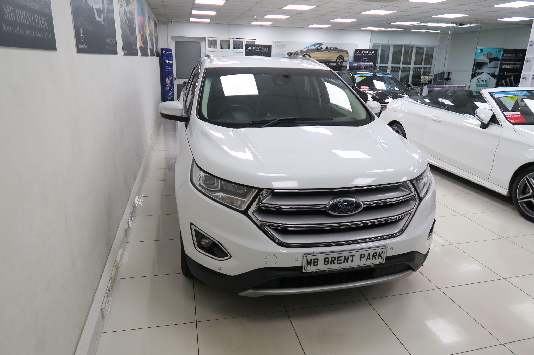 Ford Edge view 4