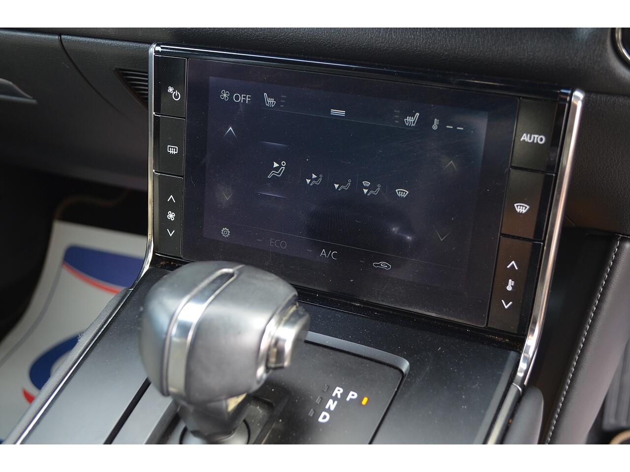 Mazda MX-30 view 18