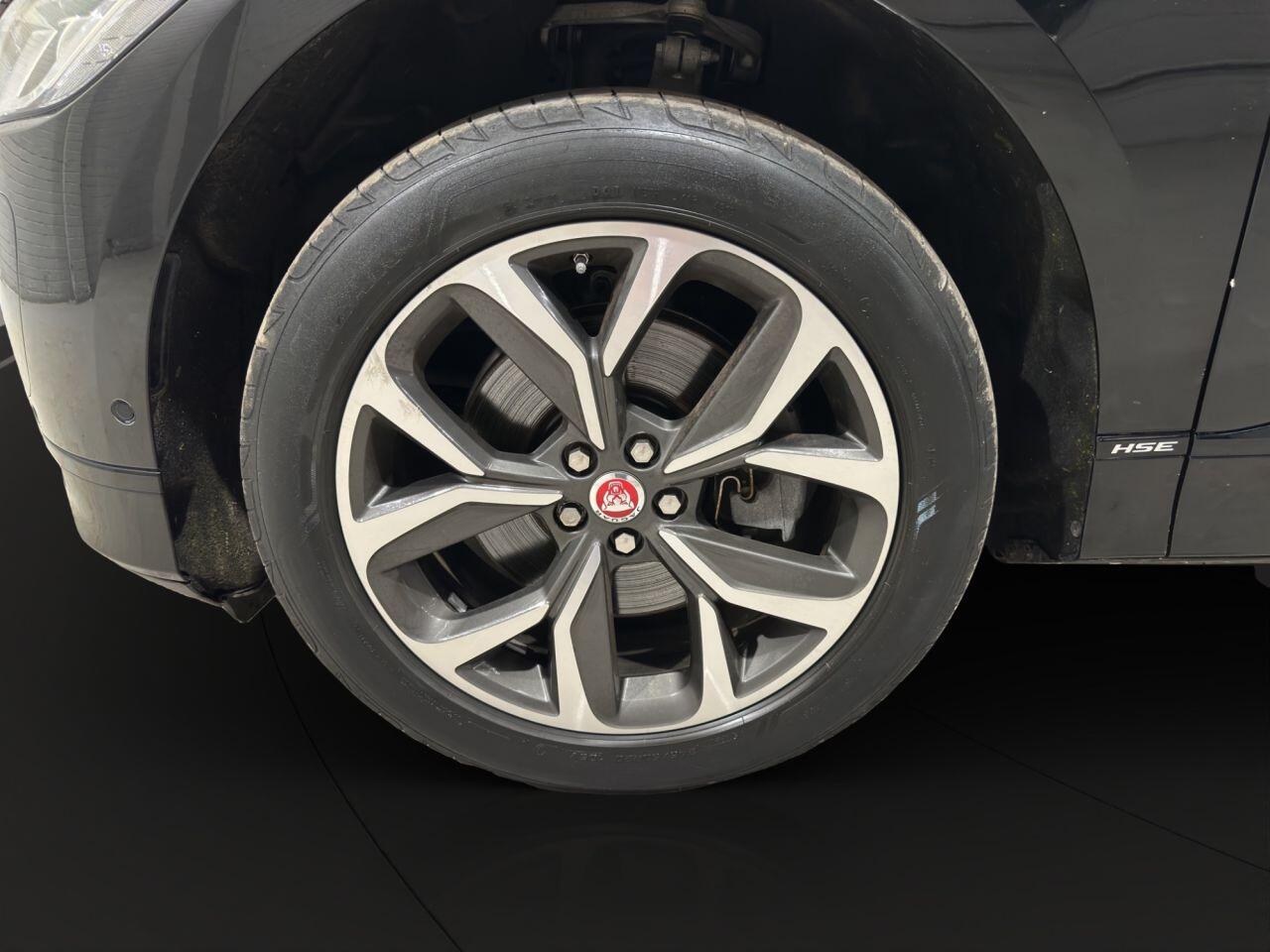 Jaguar I-Pace view 38