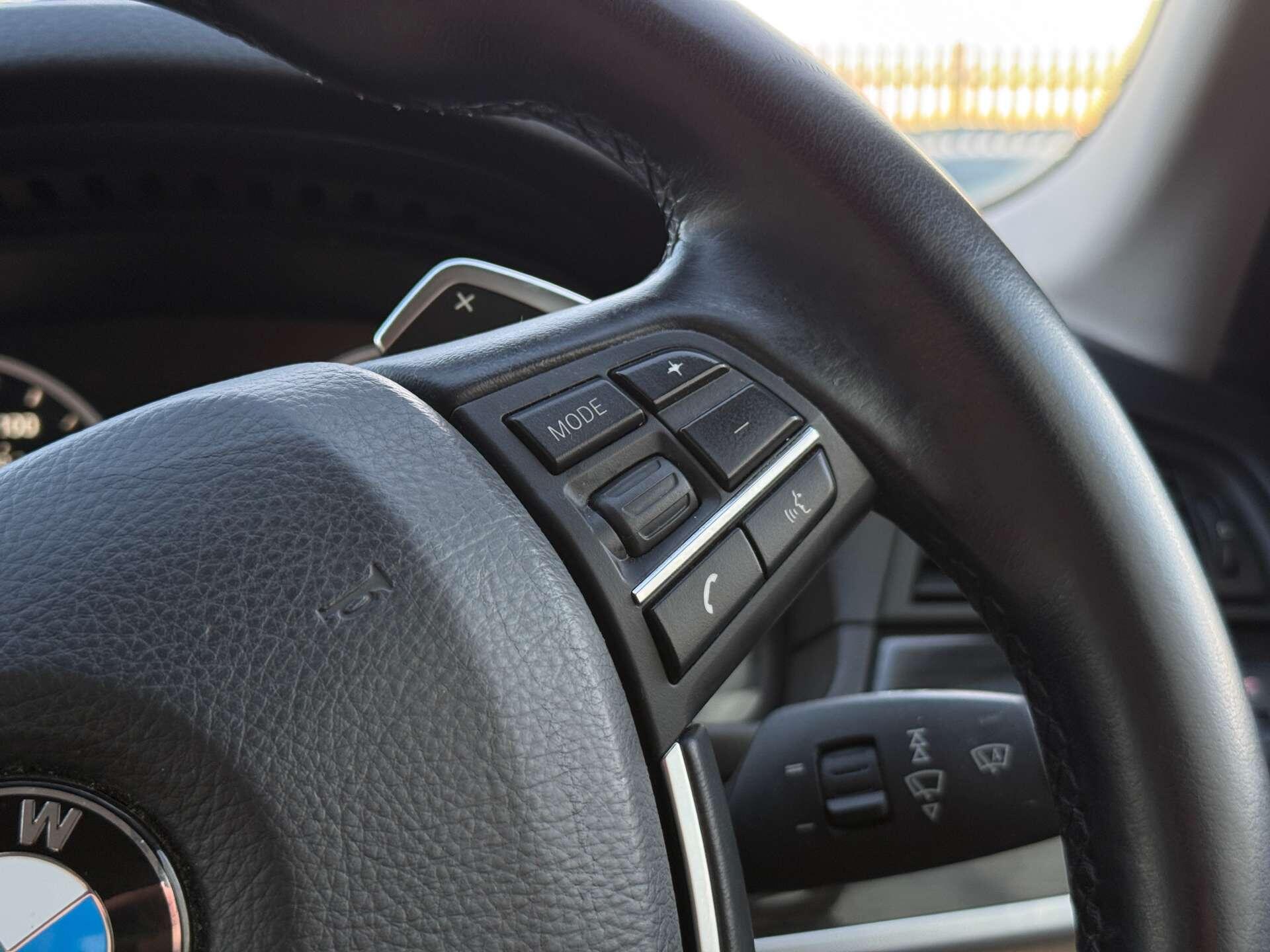 BMW 5 Series view 47