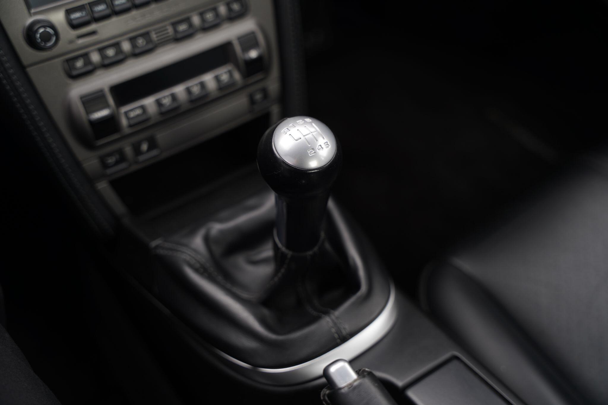 Porsche 911 view 80