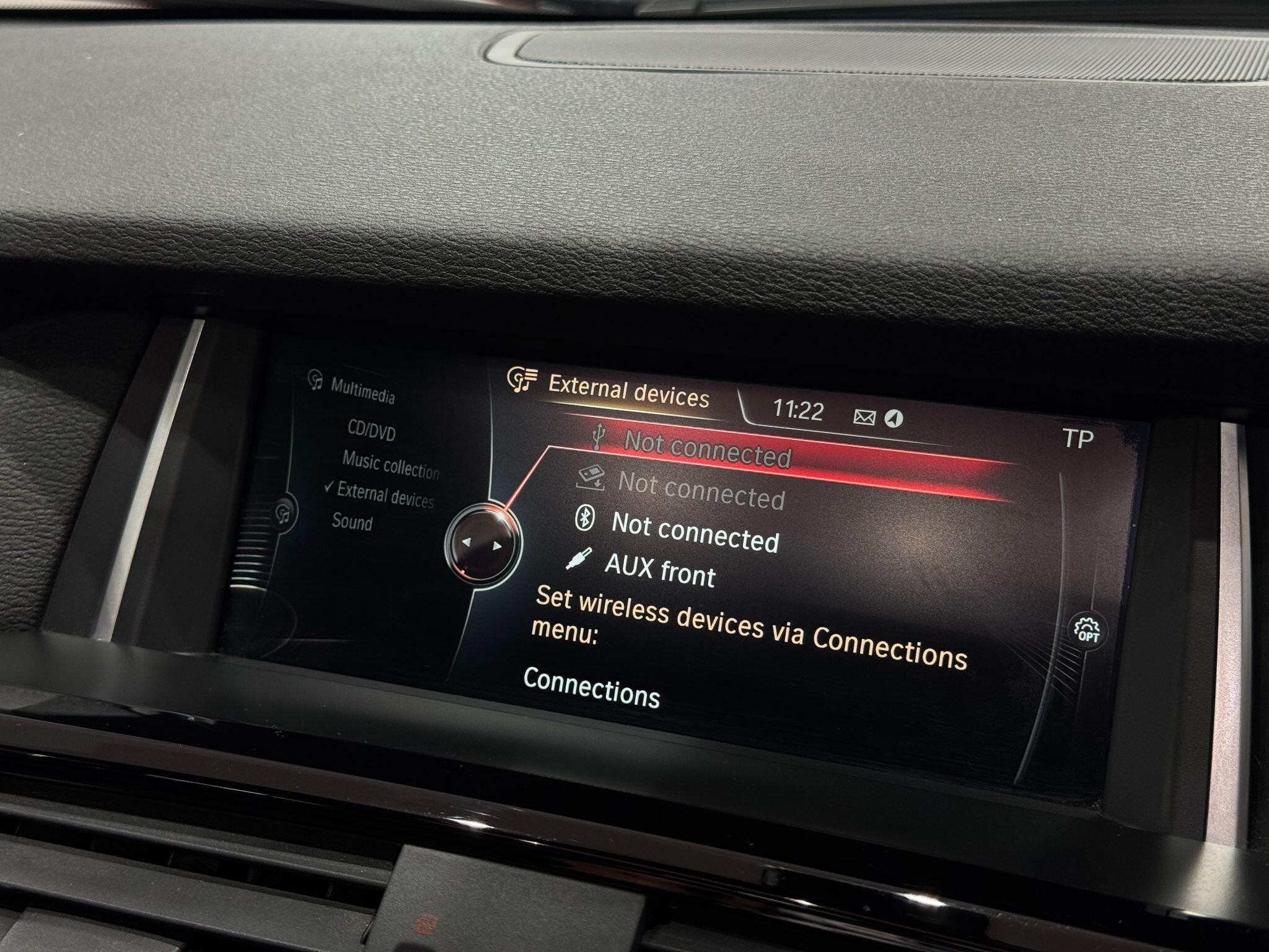 BMW X4 view 30