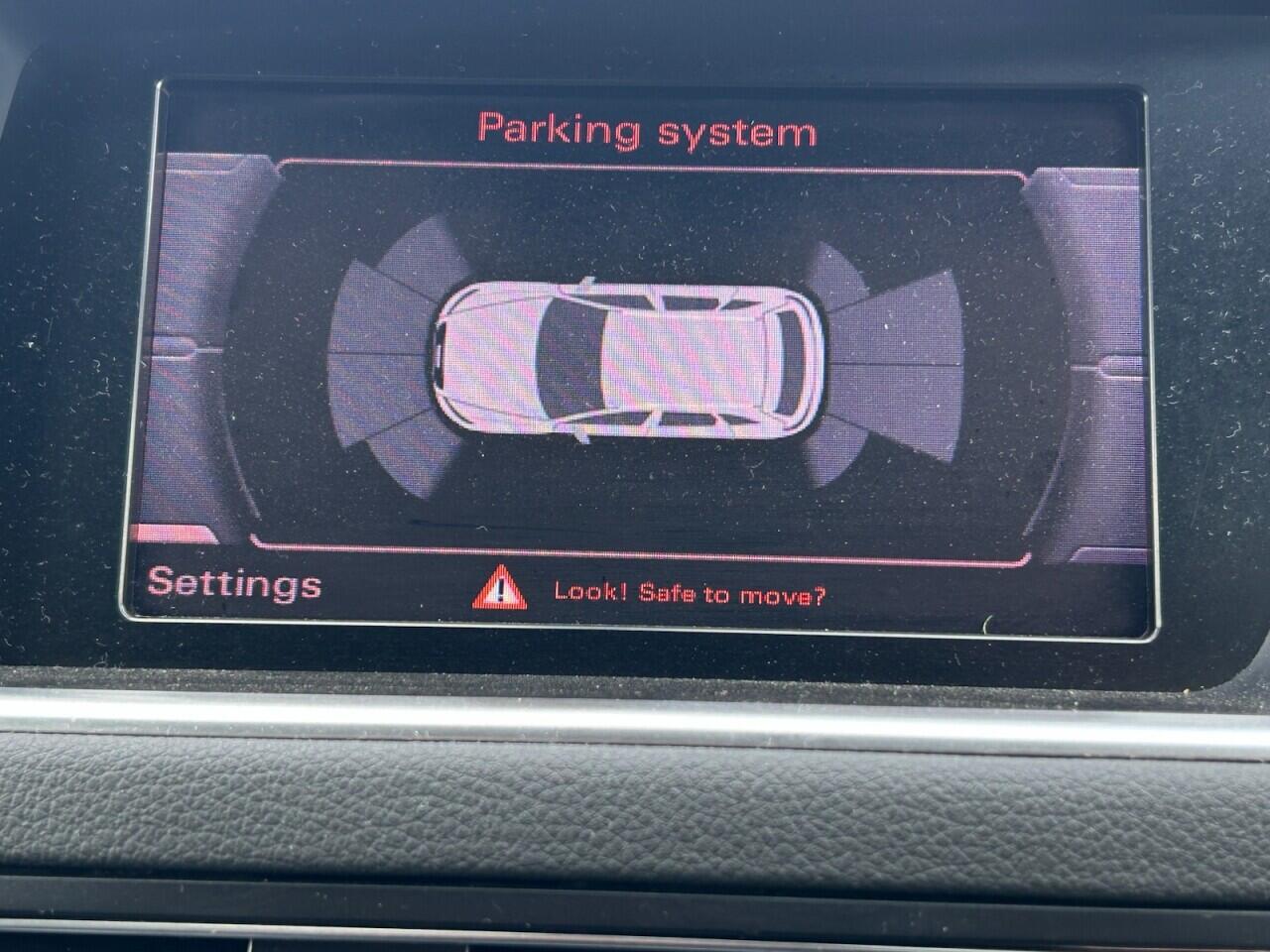 Audi Q5 view 30