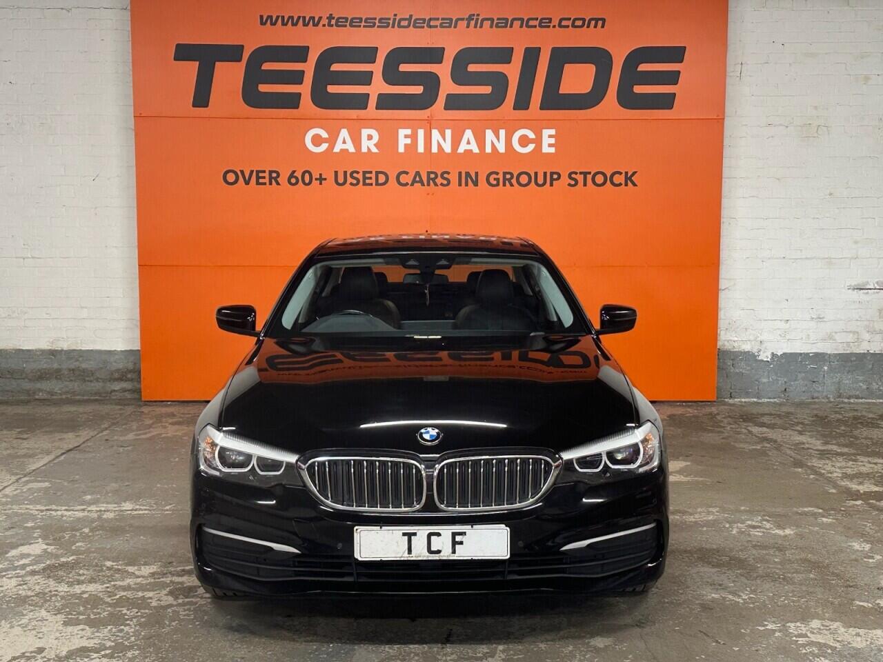 BMW 5 Series view 12