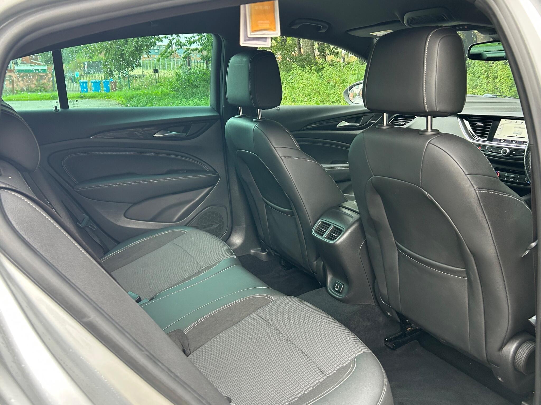 Vauxhall Insignia view 23