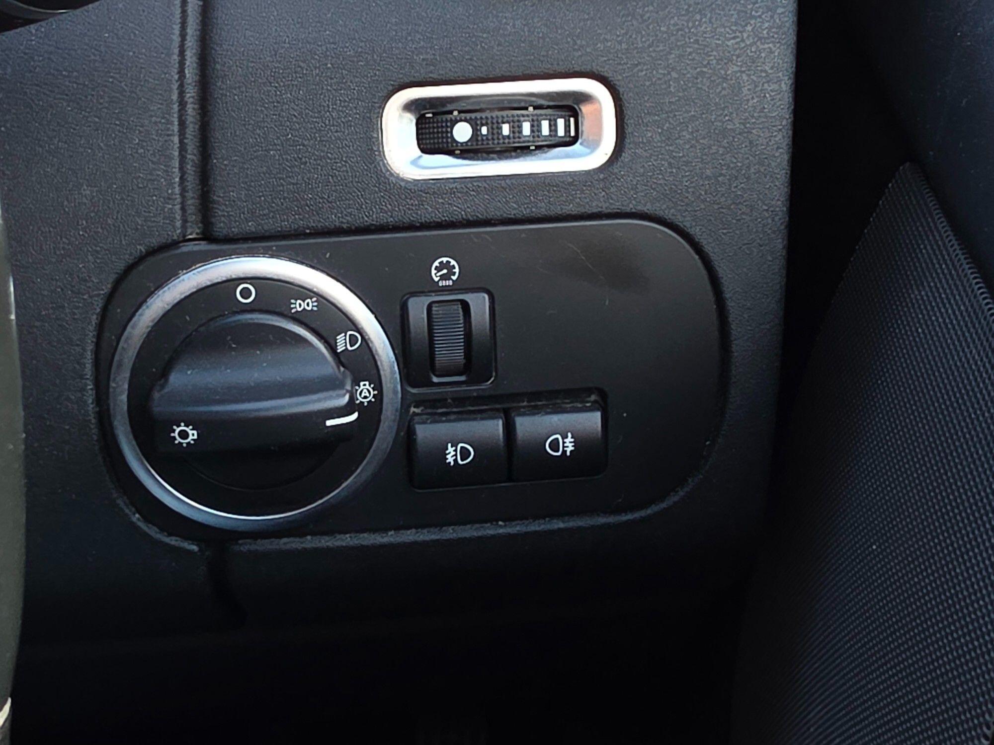 Land Rover Discovery view 41