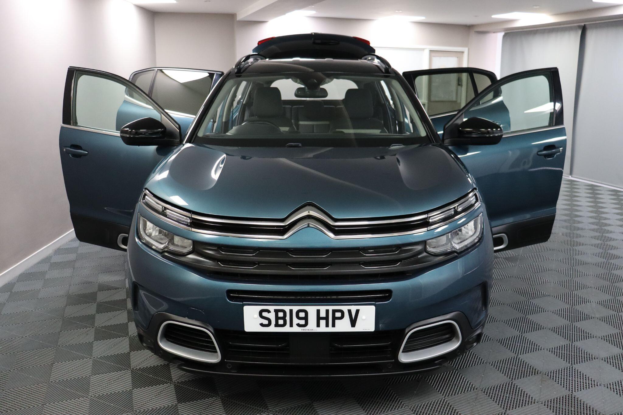 Citroen C5 Aircross view 8