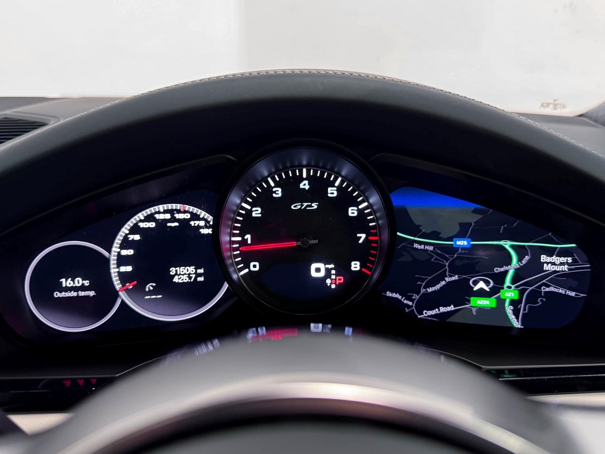 Porsche Cayenne view 38