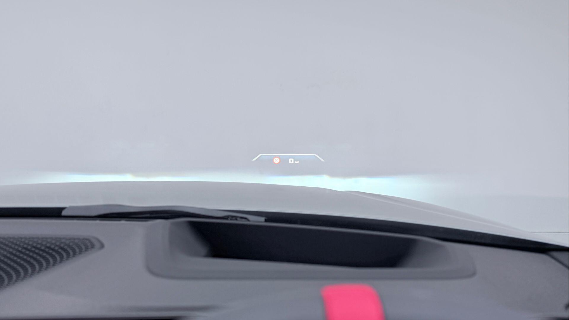 BMW I4 view 26