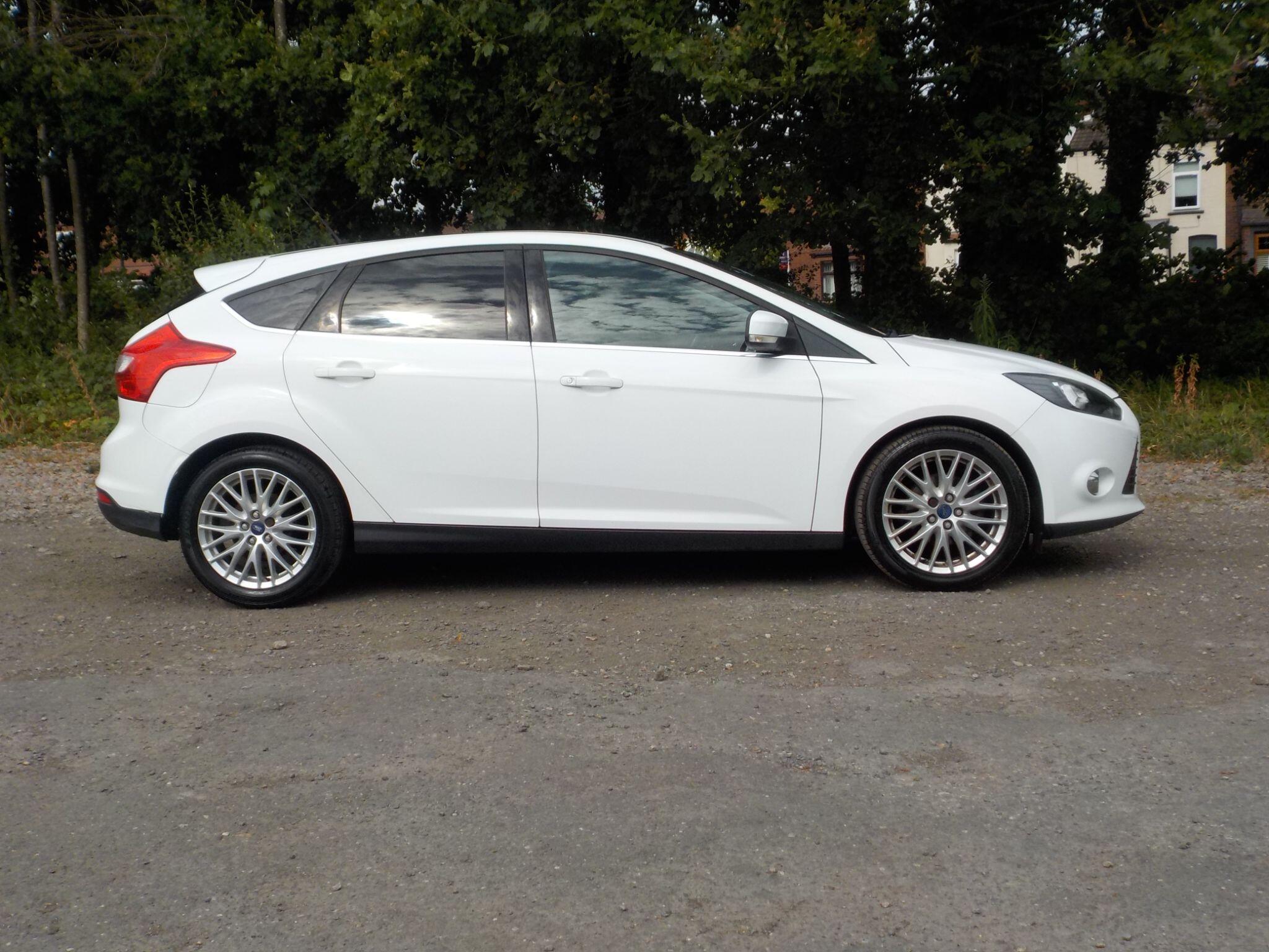 Ford Focus 1.6 Zetec Euro 5 5dr