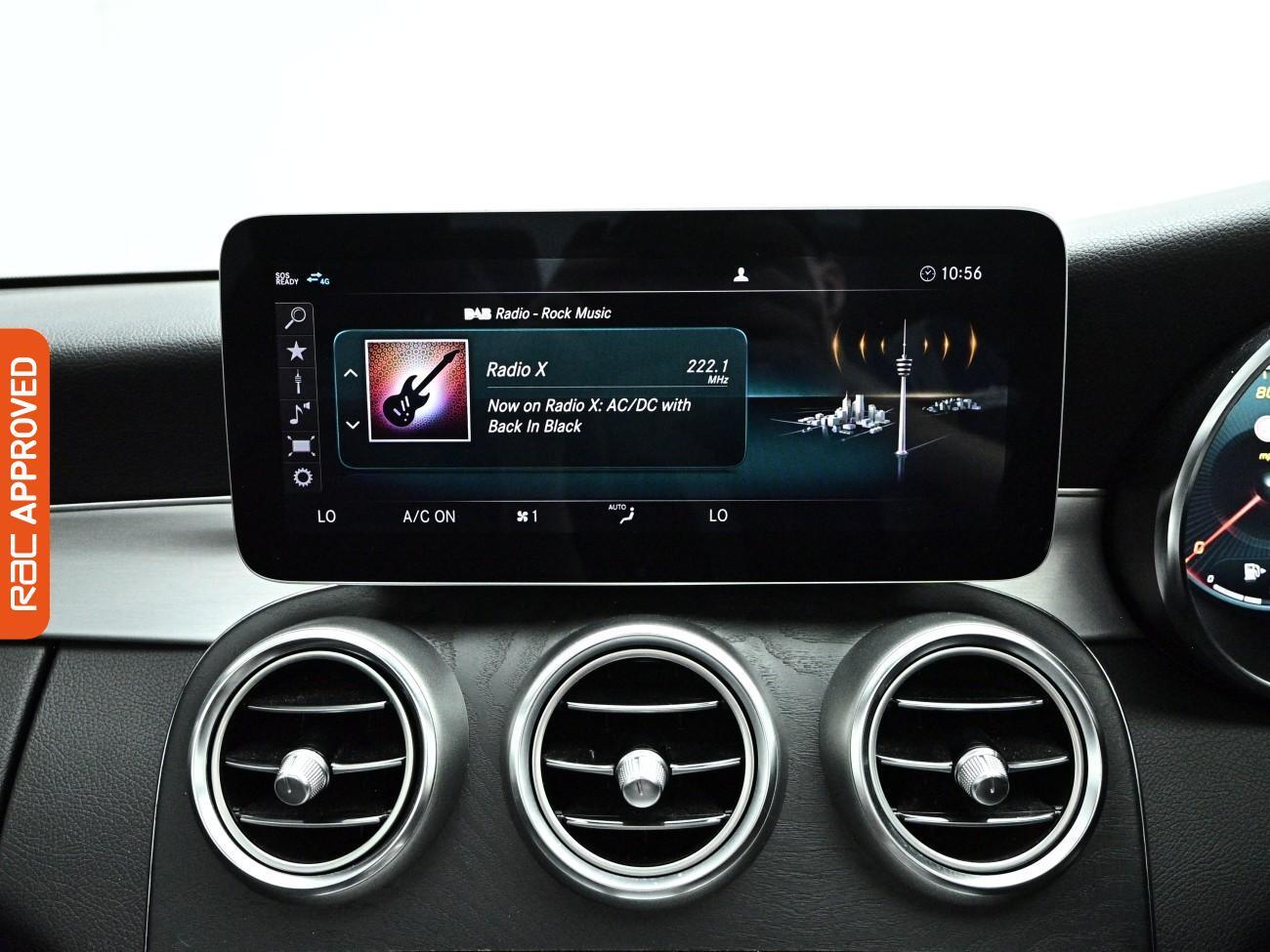 Mercedes-Benz C-Class view 14