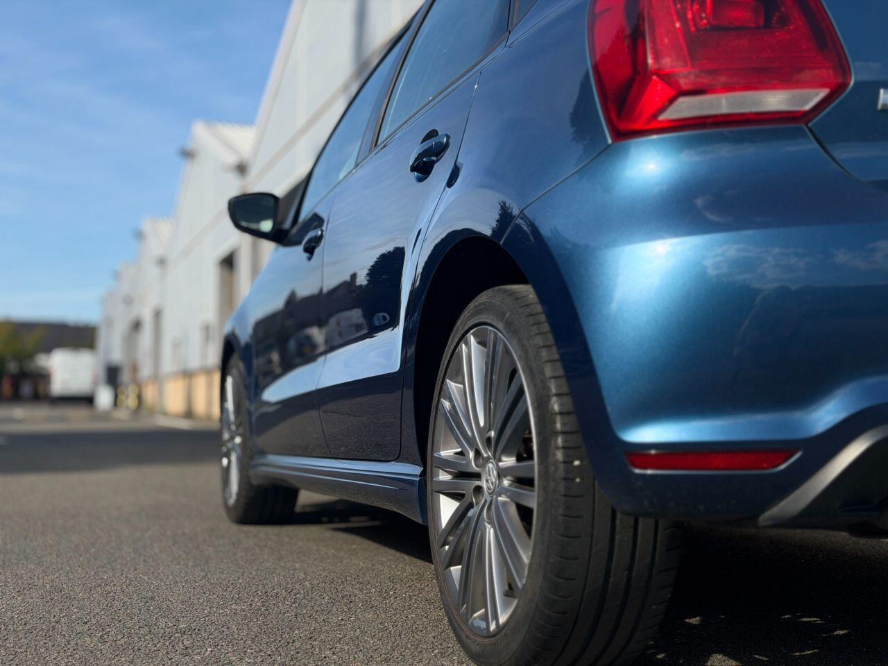 Volkswagen Polo view 70