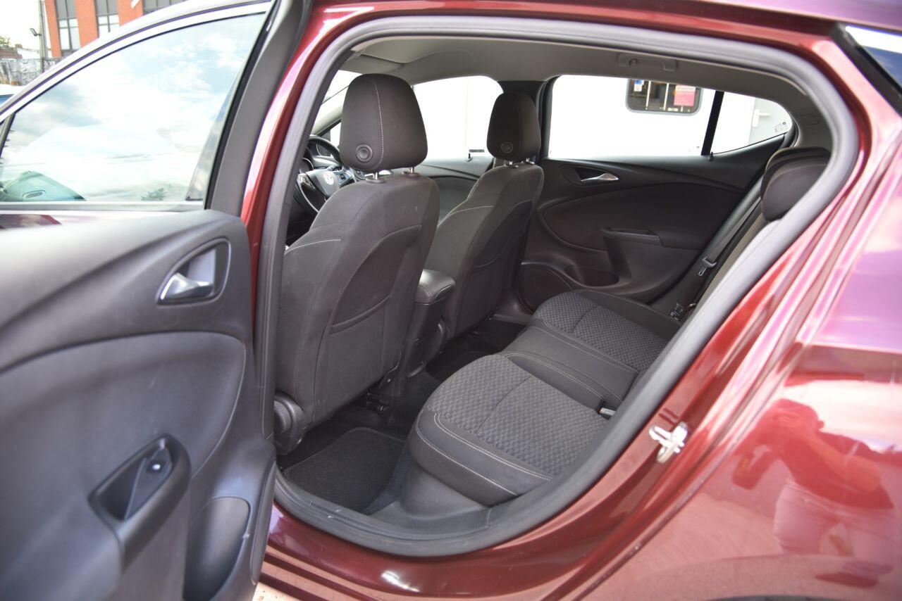 Vauxhall Astra view 23