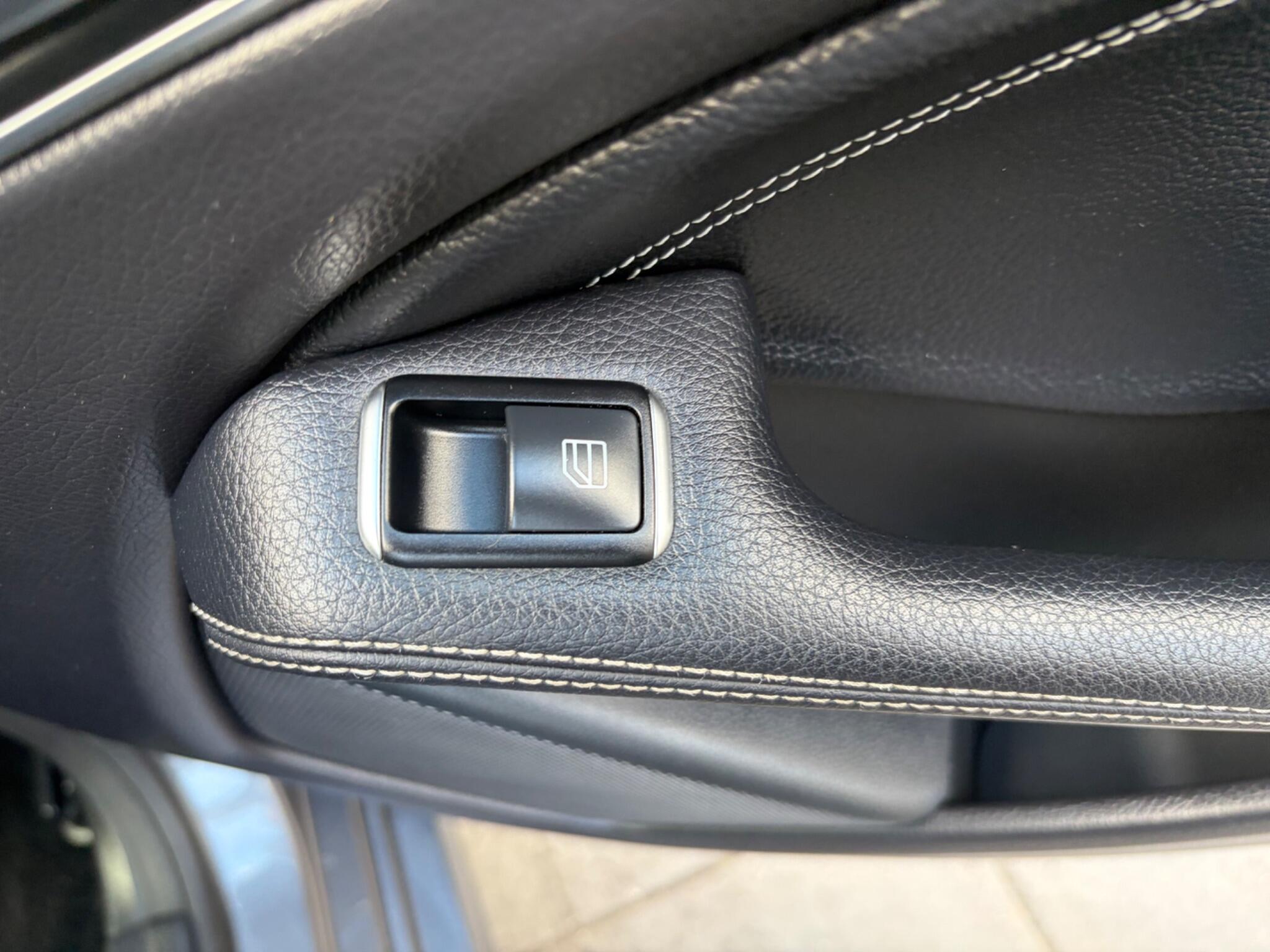 Mercedes-Benz Cla view 62