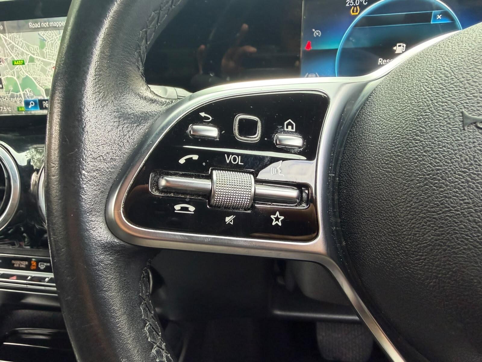 Mercedes-Benz B-Class view 23