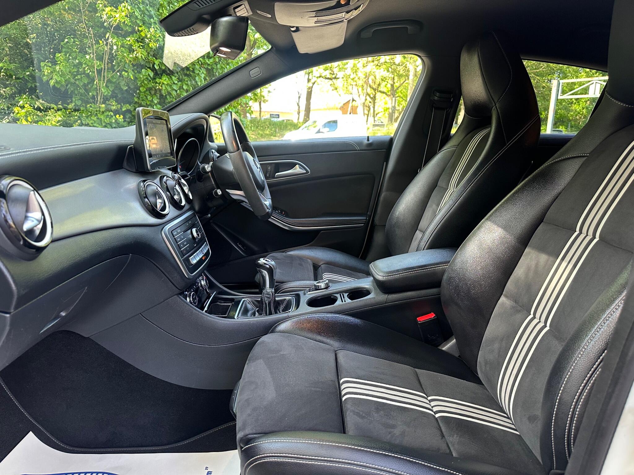 Mercedes-Benz CLA view 16