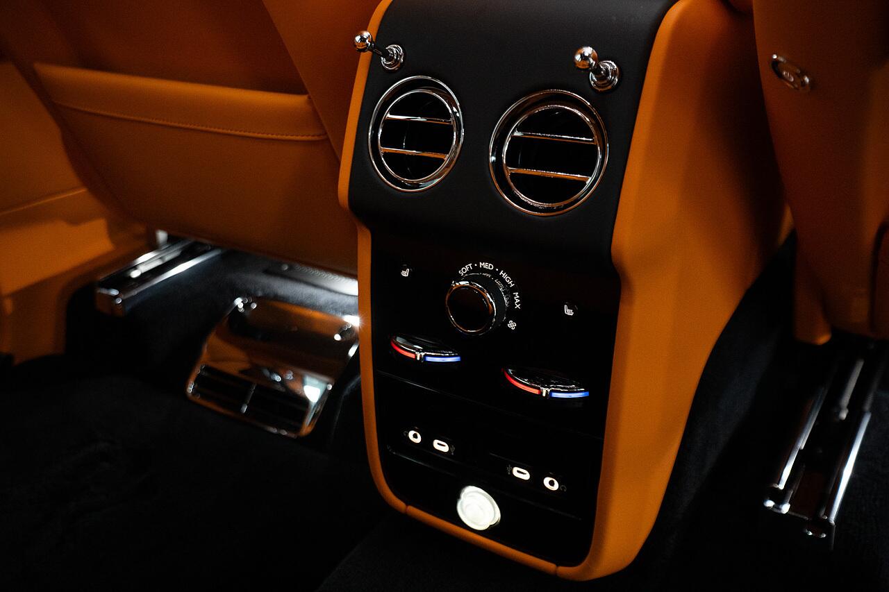 Rolls-Royce Cullinan view 23