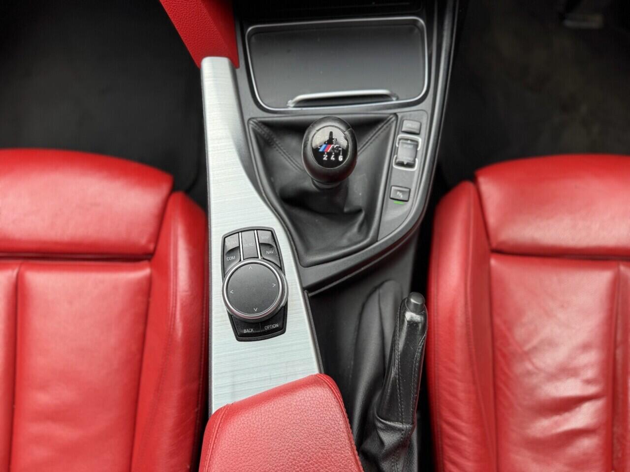 BMW 4 Series view 10