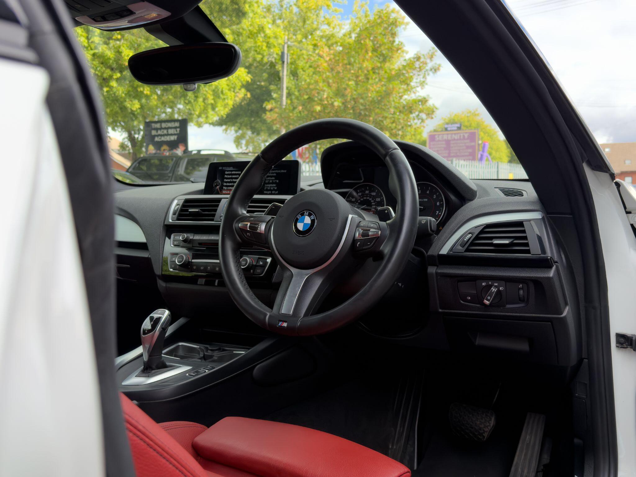 BMW 1 Series view 4