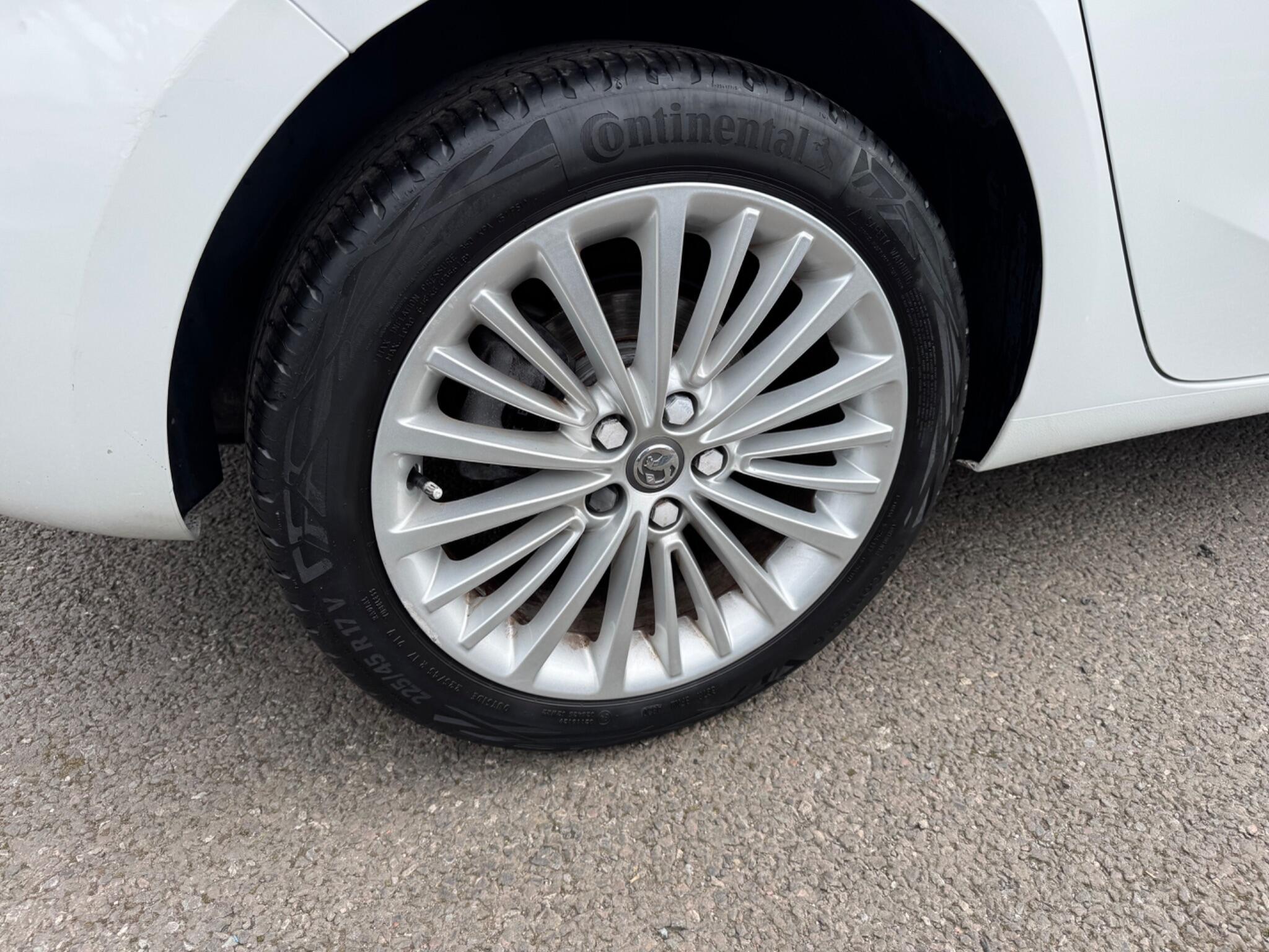 Vauxhall Astra view 29