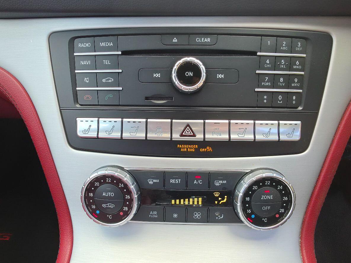 Mercedes-Benz SL view 17