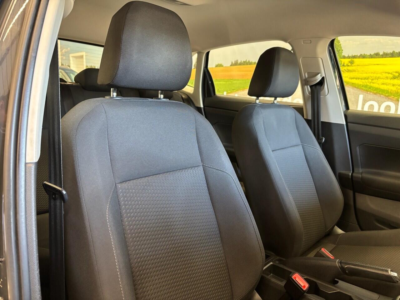 Volkswagen Polo view 15