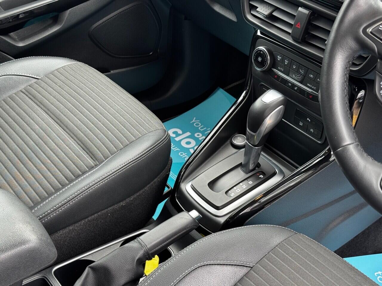 Ford Ecosport view 36
