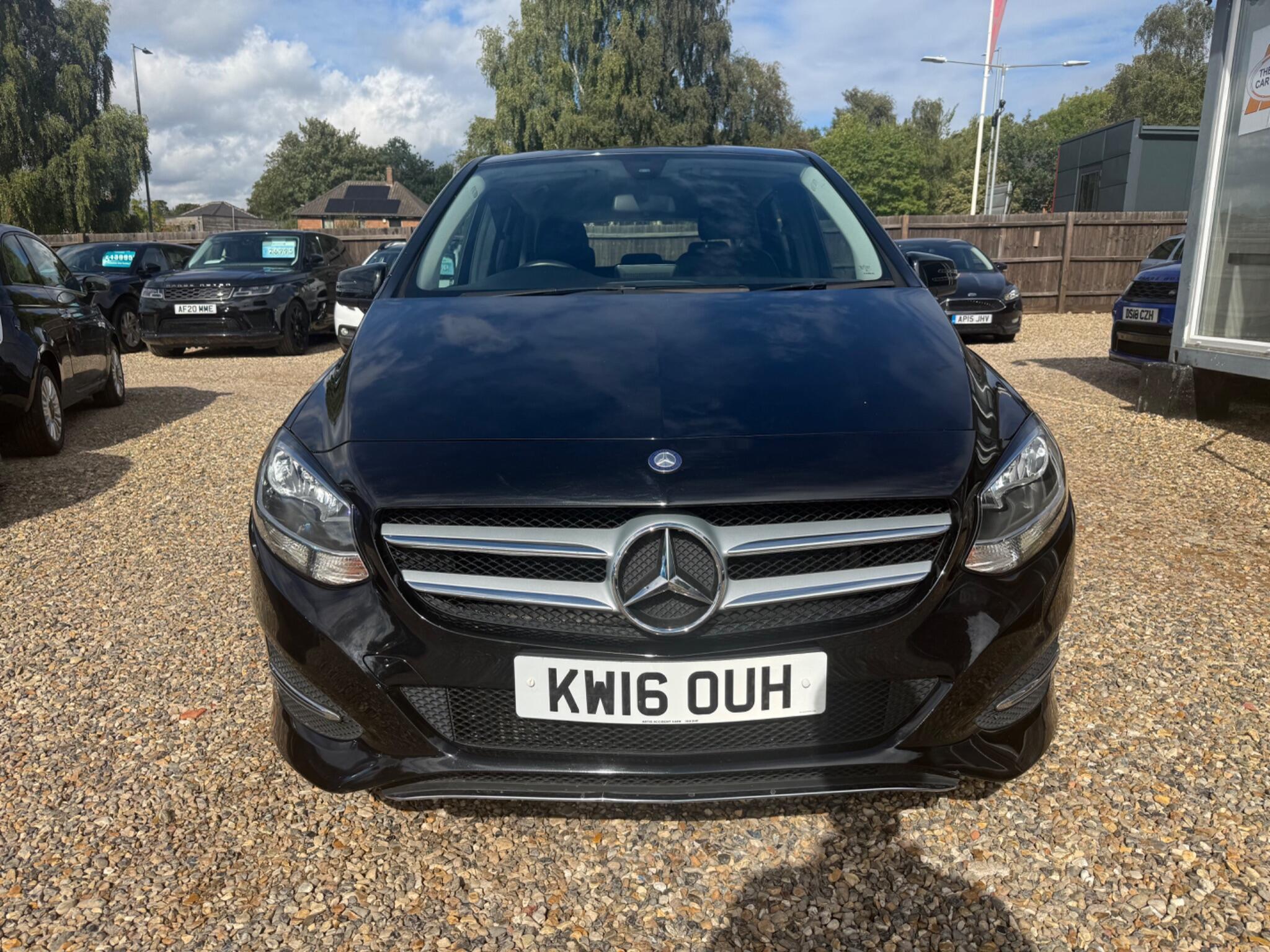 Mercedes-Benz B-Class view 8