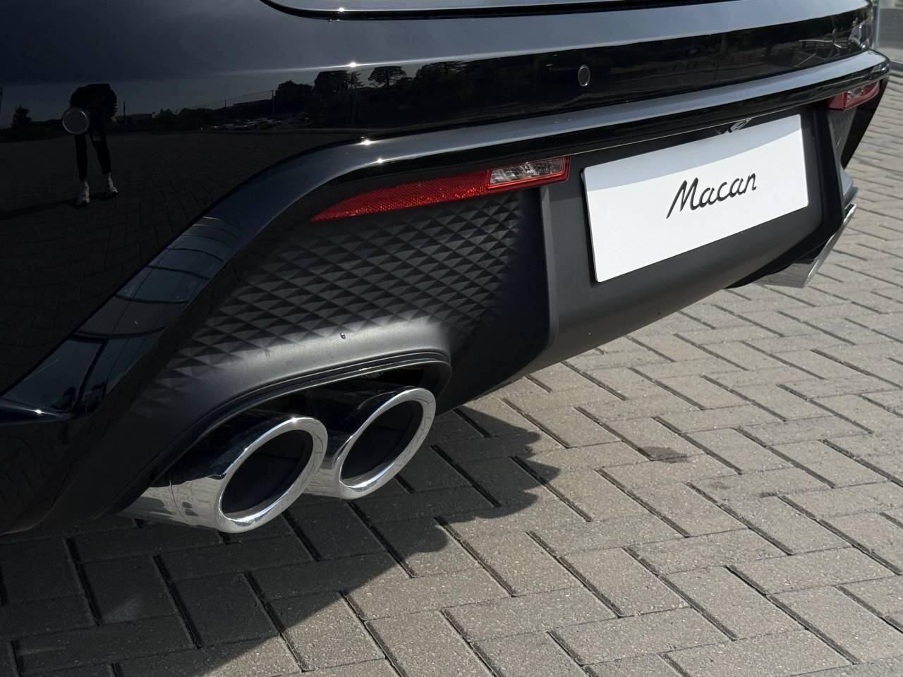 Porsche Macan view 52